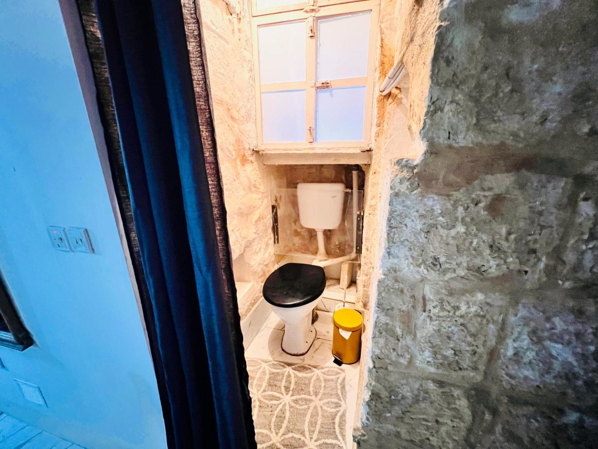 Charming Townhouse Prime Area Valletta Apartment Exterior photo